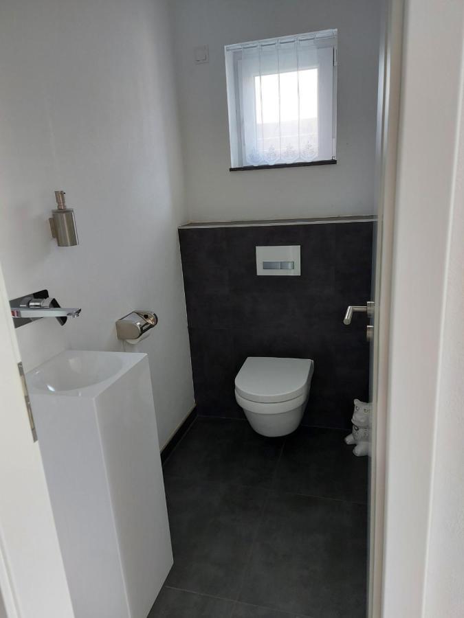 Several Different Rooms, Newly Furnished, In A New House In Vichten Exteriér fotografie